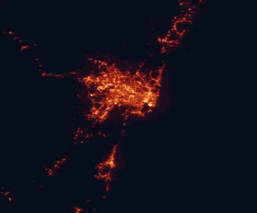 Satellite night-light map of the 100 km around Georges River National Park, with Sydney, Wollongong and Central Coast marked