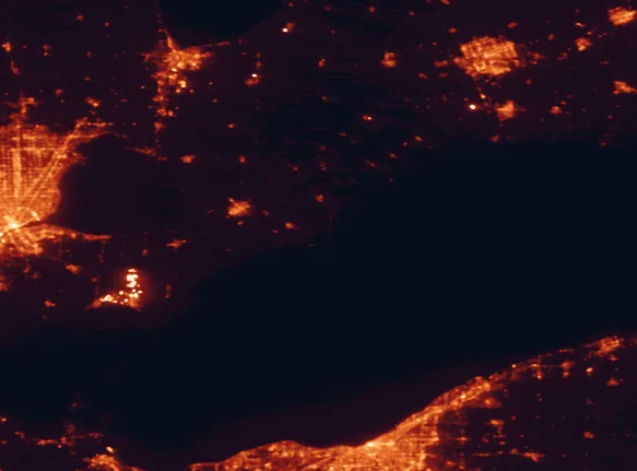 Satellite night-light map of the 100 km around Rondeau Provincial Park, with London, Cleveland and Windsor marked