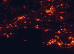 Satellite night-light map of the 50 km around Arles, with Nîmes, Avignon and Istres marked
