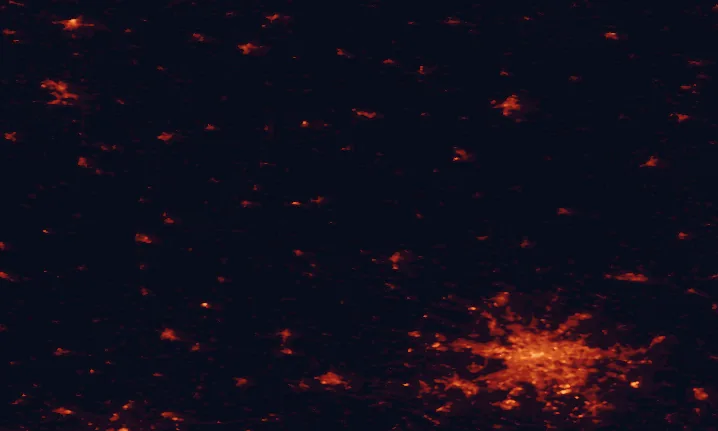 Satellite night-light map of the 100 km around the Kyritz-Ruppiner Heide, with Berlin, Potsdam and Neubrandenburg marked
