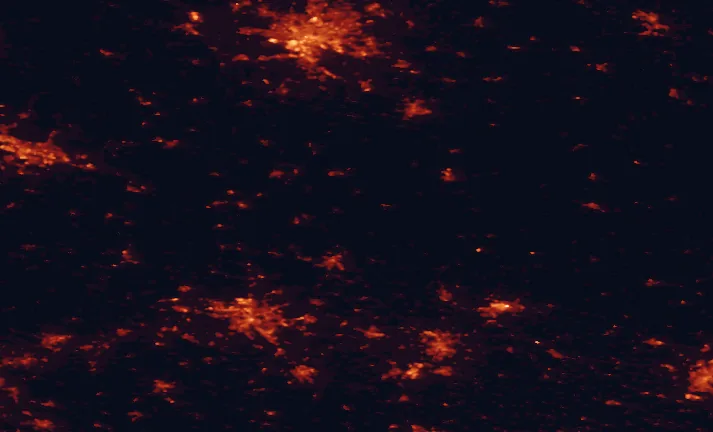 Satellite night-light map of the 100 km around Südheide Nature Park, with Hamburg, Hannover and Bremen marked