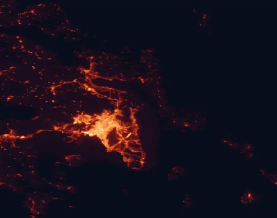 Satellite night-light map of the 100 km around Schinias Marathon National Park, with Athens, Piraeus and Peristéri marked