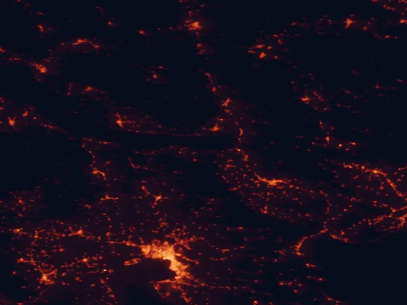 Satellite night-light map of the 100 km around Lake Kerkini National Park, with Thessaloníki, Sérres and Kalamariá marked