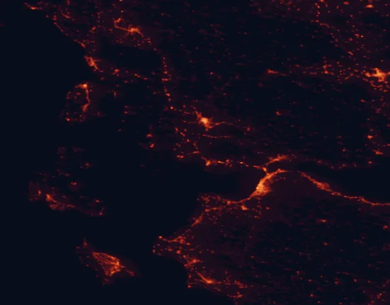 Satellite night-light map of the 100 km around Messolonghi Lagoons National Park, with Pátra, Agrínio and Mesolóngi marked