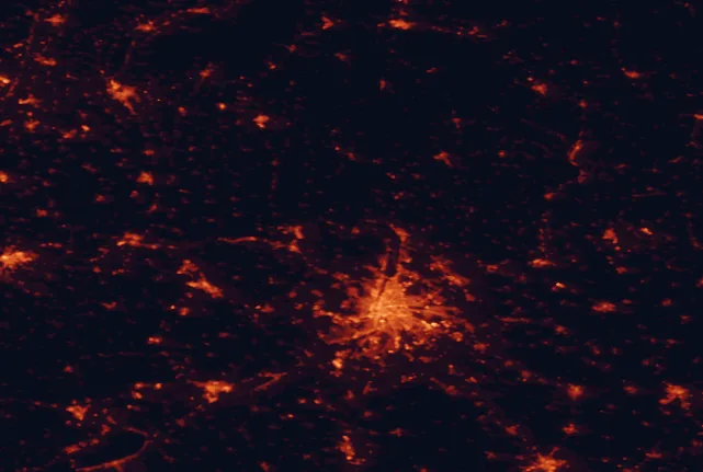 Satellite night-light map of the 100 km around Danube-Ipoly National Park, with Budapest, Székesfehérvár and Érd marked