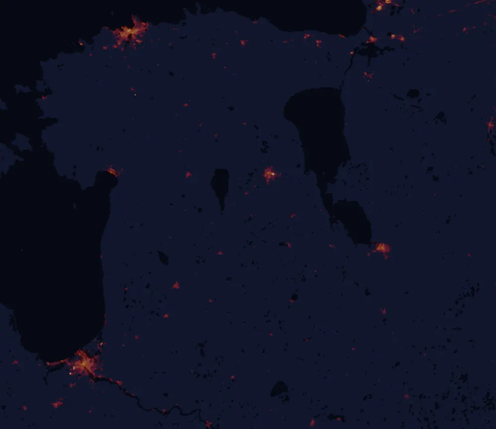 NASA satellite night-lights map of Valga County with every place marked