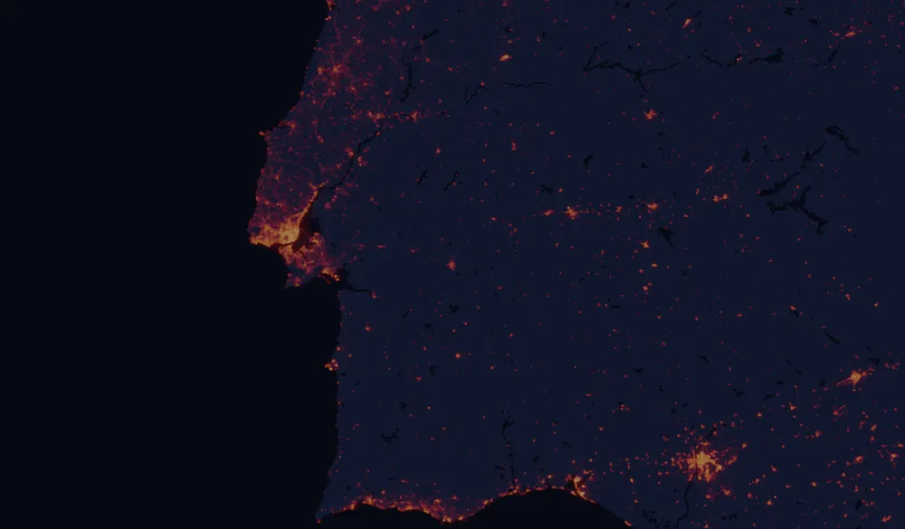 NASA satellite night-lights map of Évora with every place marked