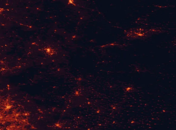 Satellite night-light map of the 100 km around O Invernadeiro Natural Park, with Ourense, Braga and Ponferrada marked