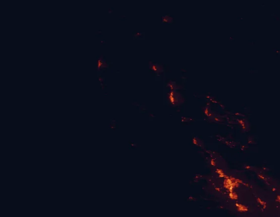 Satellite night-light map of the 100 km around Hendy Woods State Park, with Santa Rosa, Petaluma and Ukiah marked