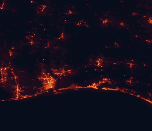 Satellite night-light map of the 100 km around Blackwater River State Park, with East Pensacola Heights, Pensacola and Navarre marked