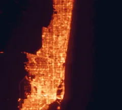 Satellite night-light map of the 50 km around Fort Lauderdale, with Miami, Hollywood and Pembroke Pines marked