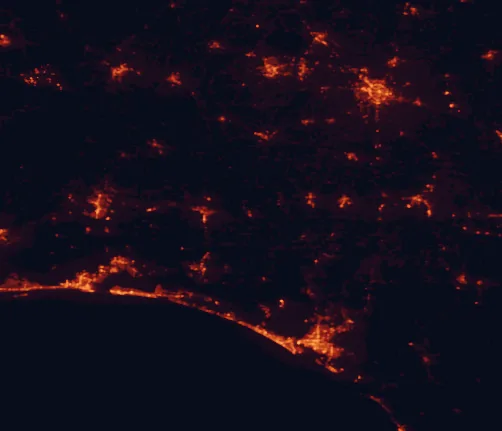 Satellite night-light map of the 100 km around Ponce de Leon Springs State Park, with Dothan, Santa Rosa Beach and Panama City marked