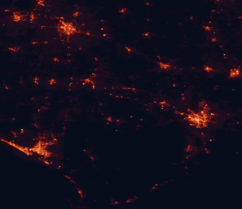 Satellite night-light map of the 100 km around Torreya State Park, with Tallahassee, Dothan and Panama City marked