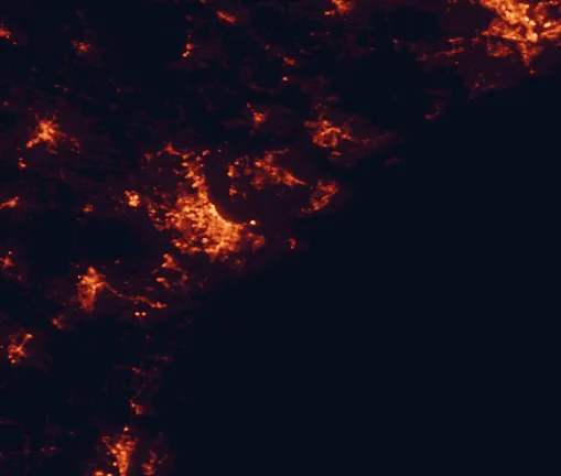 Satellite night-light map of the 100 km around Fort Pulaski National Monument, with Savannah, Hilton Head Island and Charleston marked