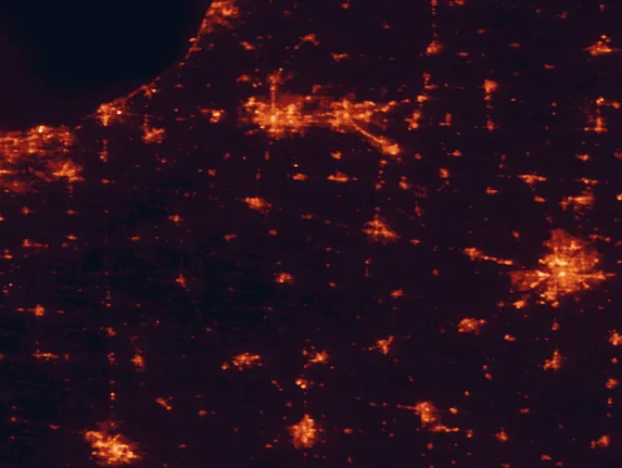Satellite night-light map of the 100 km around Potawatomi Wildlife Park, with Fort Wayne, South Bend and Elkhart marked