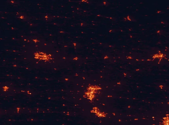 Satellite night-light map of the 100 km around Cedar Rock State Park, with Cedar Rapids, Waterloo and Iowa City marked