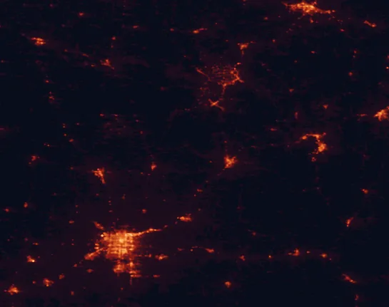 Satellite night-light map of the 100 km around Bennett Spring State Park, with Springfield, Lebanon and Nixa marked