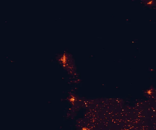 Satellite night-light map of the 100 km around Bottomless Lakes State Park, with Roswell, Artesia and Lovington marked