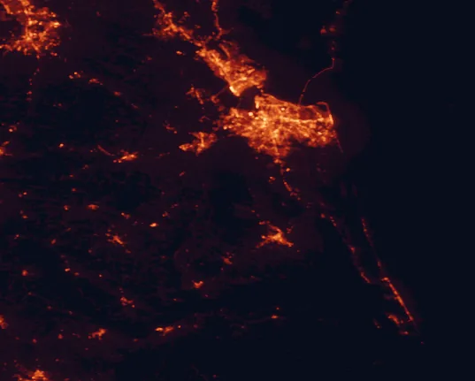 Satellite night-light map of the 100 km around Dismal Swamp State Park, with Virginia Beach, Chesapeake and Norfolk marked