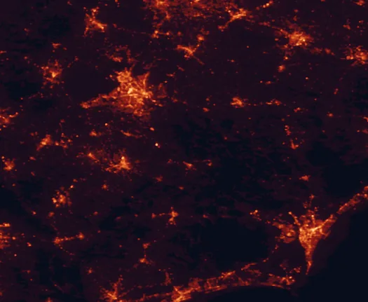 Satellite night-light map of the 100 km around Jones Lake State Park, with Fayetteville, Wilmington and Lumberton marked