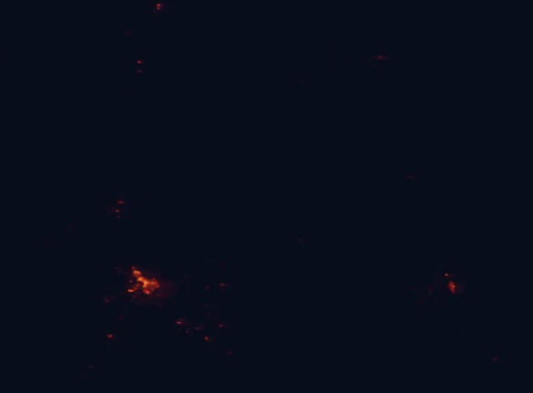 Satellite night-light map of the 100 km around Fremont-Winema National Forest, with Klamath Falls and Altamont marked