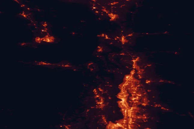 Satellite night-light map of the 100 km around Fort Flagler Historical State Park, with Seattle, Victoria and Tacoma marked