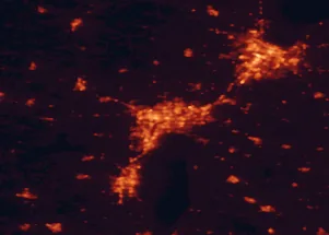Satellite night-light map of the 50 km around Appleton, with Green Bay, Oshkosh and Neenah marked
