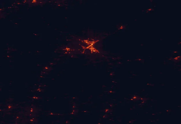 Satellite night-light map of the 100 km around Pattison State Park, with Duluth, Superior and Cloquet marked
